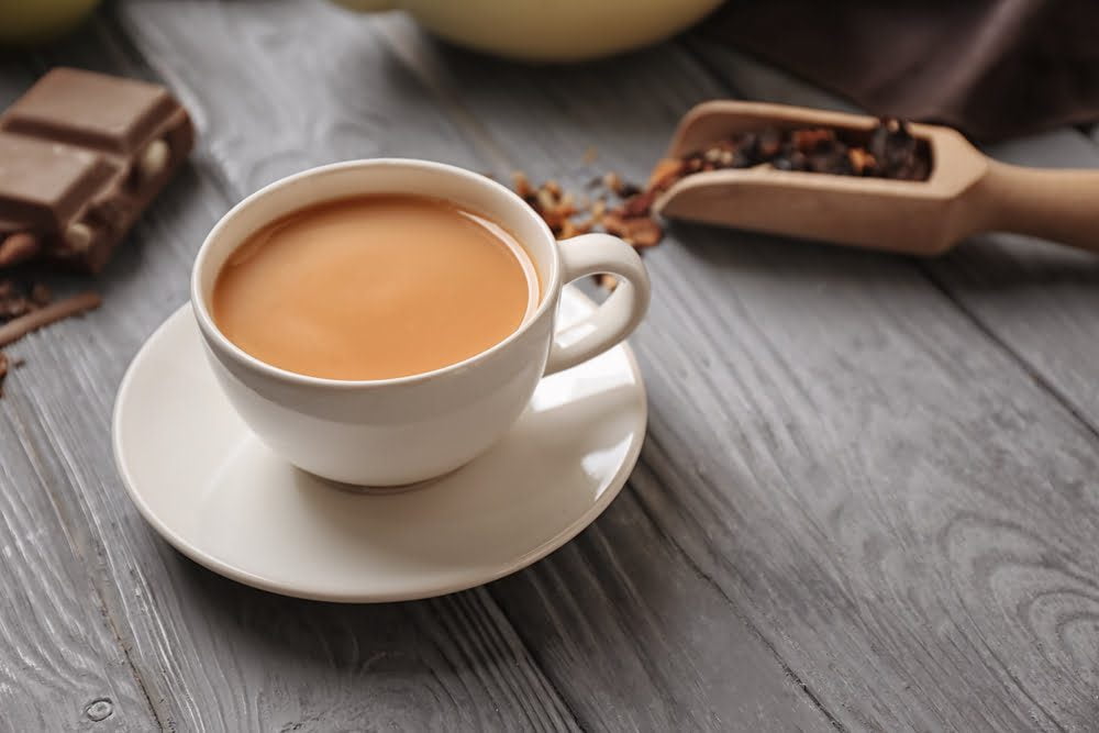 Amazing Health Benefits of Drinking Tea With Milk and Recipe