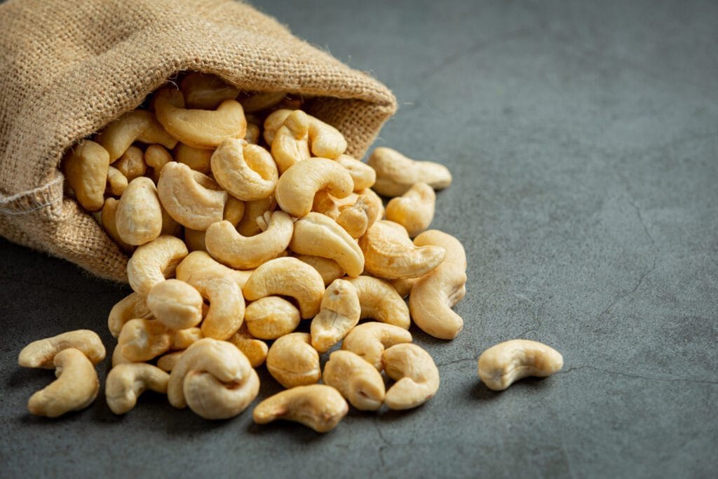 Are Cashews Nuts Really Good for Your Teeth: What do Experts Suggest?