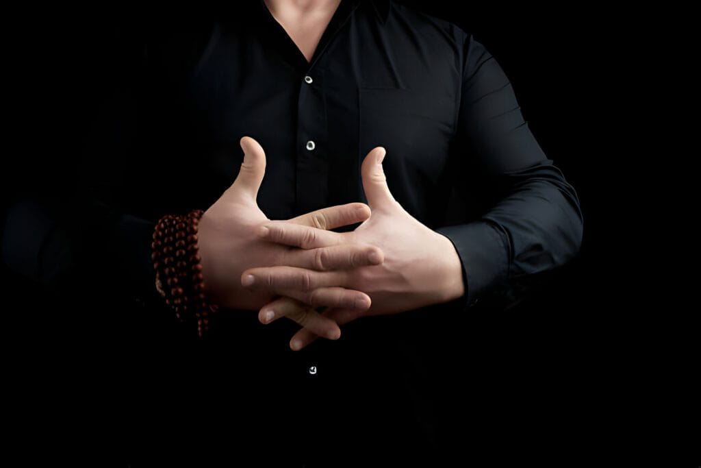 The Power of Vajrapradama Mudra: Benefits and Step by Step Guide