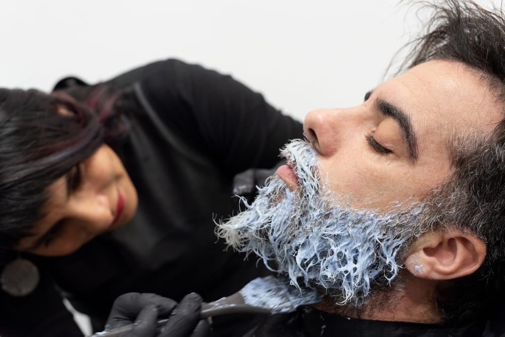 How to Dye Your Beard Without Staining Your Skin: A Complete Guide