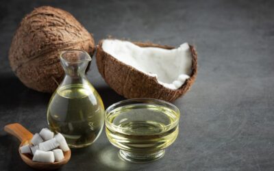 Coconut Oil for Eyebrows: Benefits and How to Use